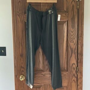 Women’s Joggers, size large